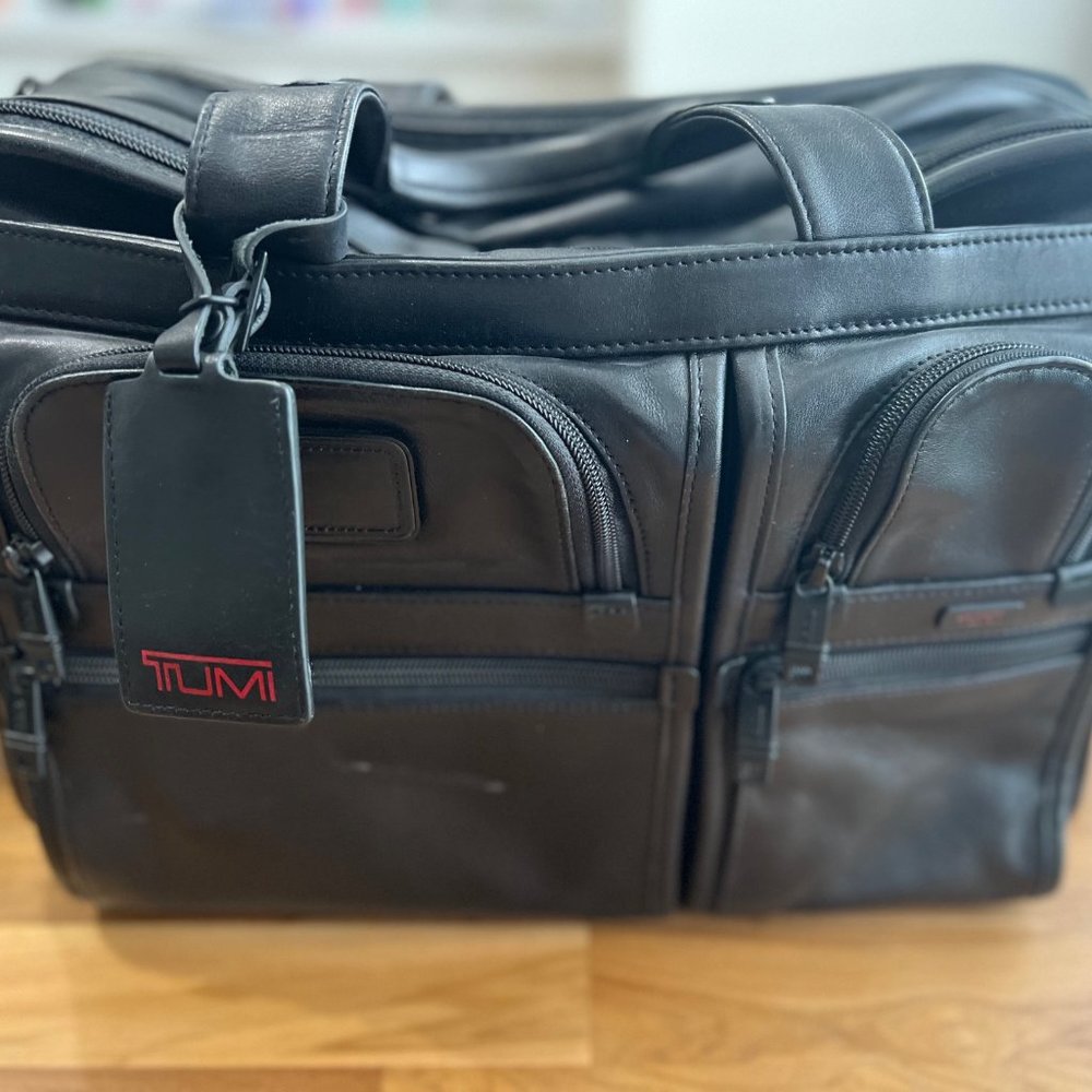 Tumi Leather Briefcase/Laptop Bag Combo (Expandable)
